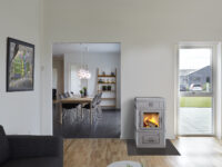 Svendsen 1 brændeovn med top og sider i fedsten